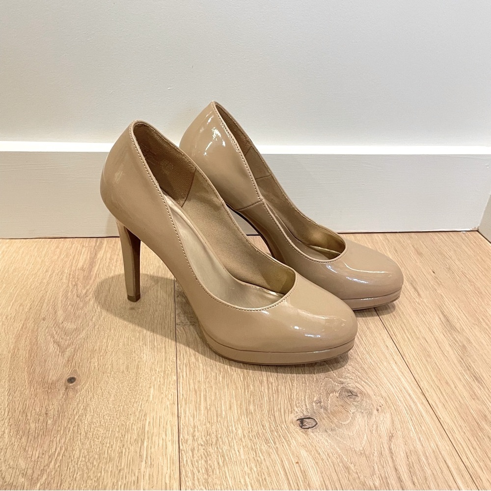 FIONI Nude Pump Platform Heels